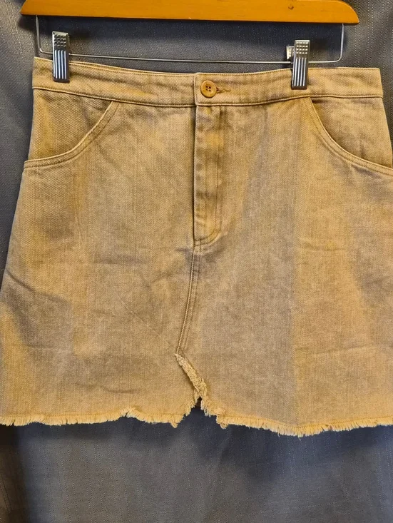 Sadie & Sage Casual Frayed Hem Mini Skirt - Tan Medium - Picture 2 of 8